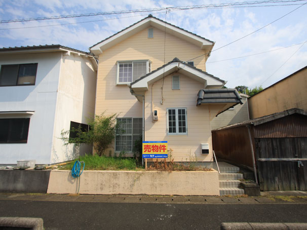 伊予市双海町串甲3657-105