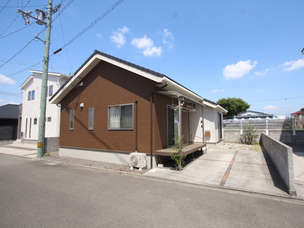 伊予郡松前町北黒田766-3