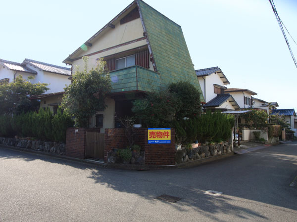 松山市水泥町795-18
