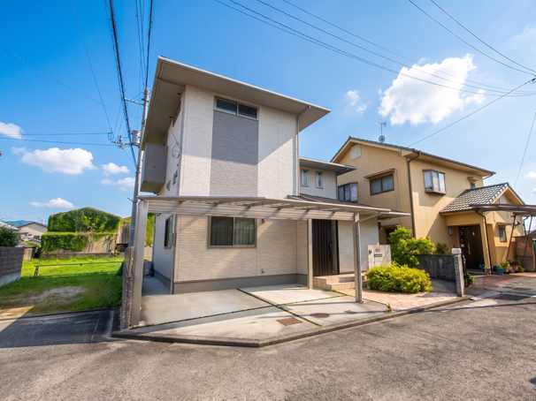 伊予市下吾川1578-10