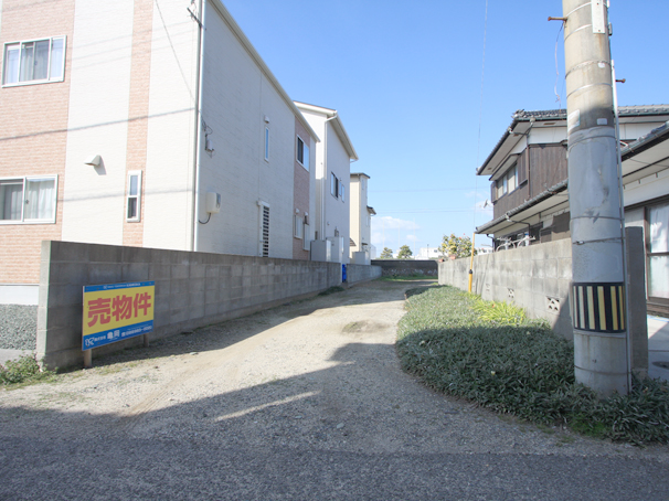 伊予市下吾川1700-3