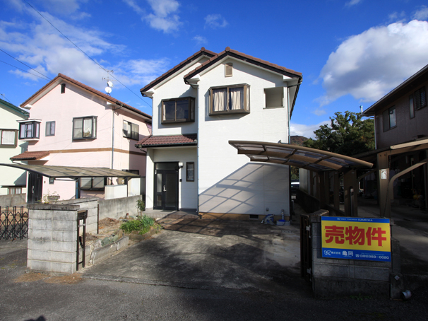 伊予郡砥部町川井1662-7